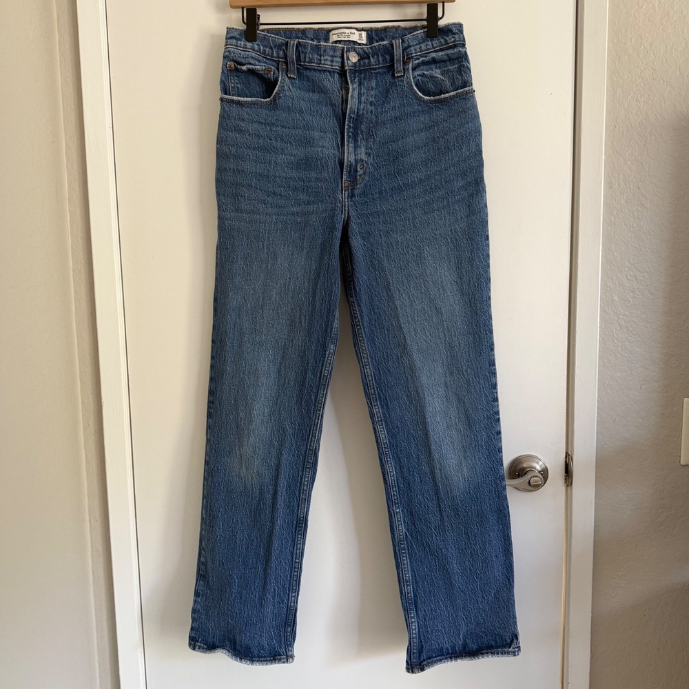 Abercrombie & Fitch 90s Straight Ultra High Rise Jeans 10R Indie Granolagirl